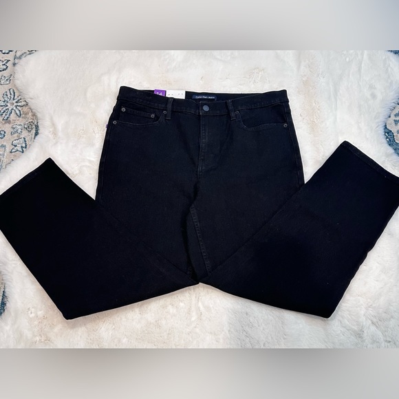 Calvin Klein Women High Rise Straight Leg Jean, size 8, Size 14. - Picture 8 of 13